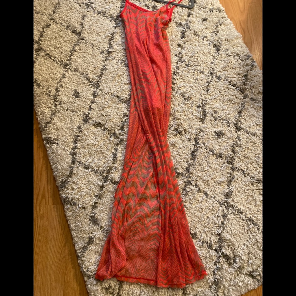💫NWOT red shear maxi dress💫